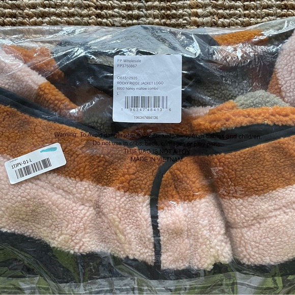 NEW Free People Rocky Ridge Fleece Jacket - Picture 11 of 15